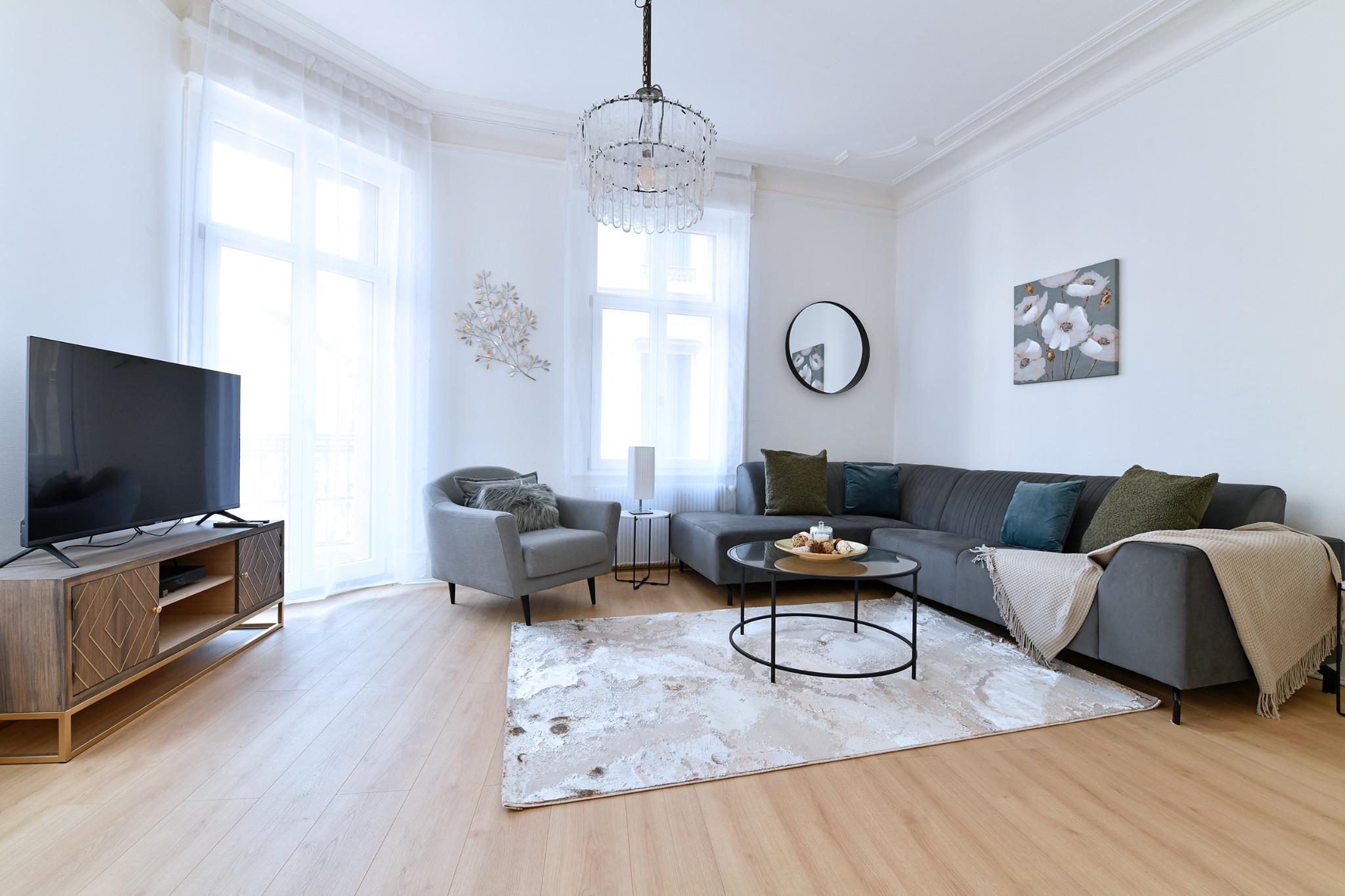 Salon lumineux d’un logement suivi par GH IMMOBILIER